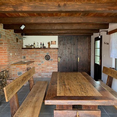 Studio Apartman Lora Lipik Bagian luar foto