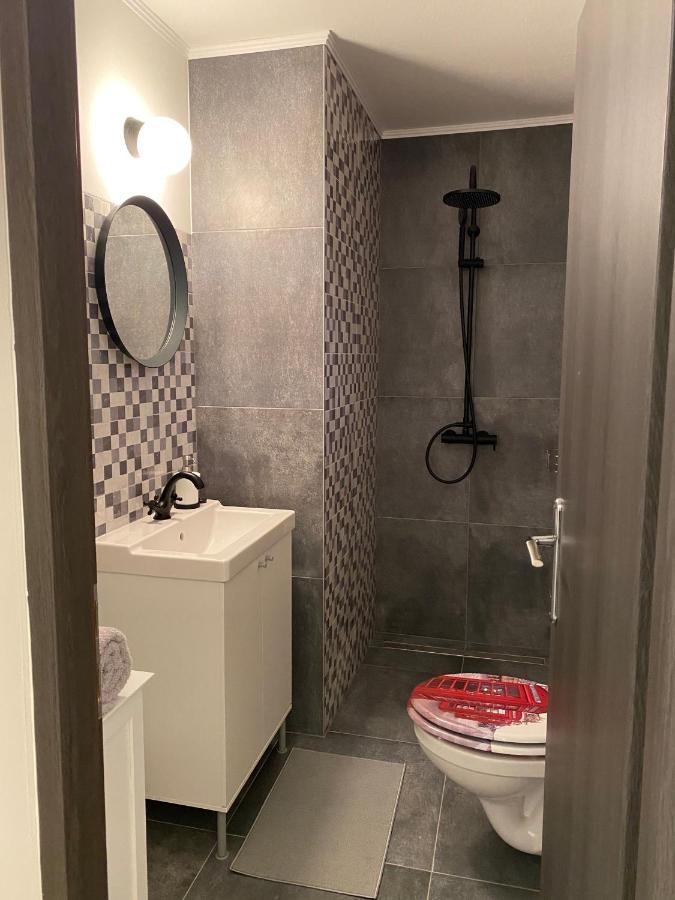 Studio Apartman Lora Lipik Bagian luar foto