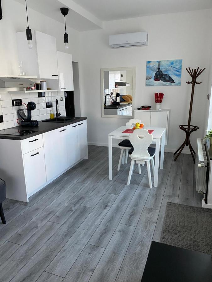 Studio Apartman Lora Lipik Bagian luar foto