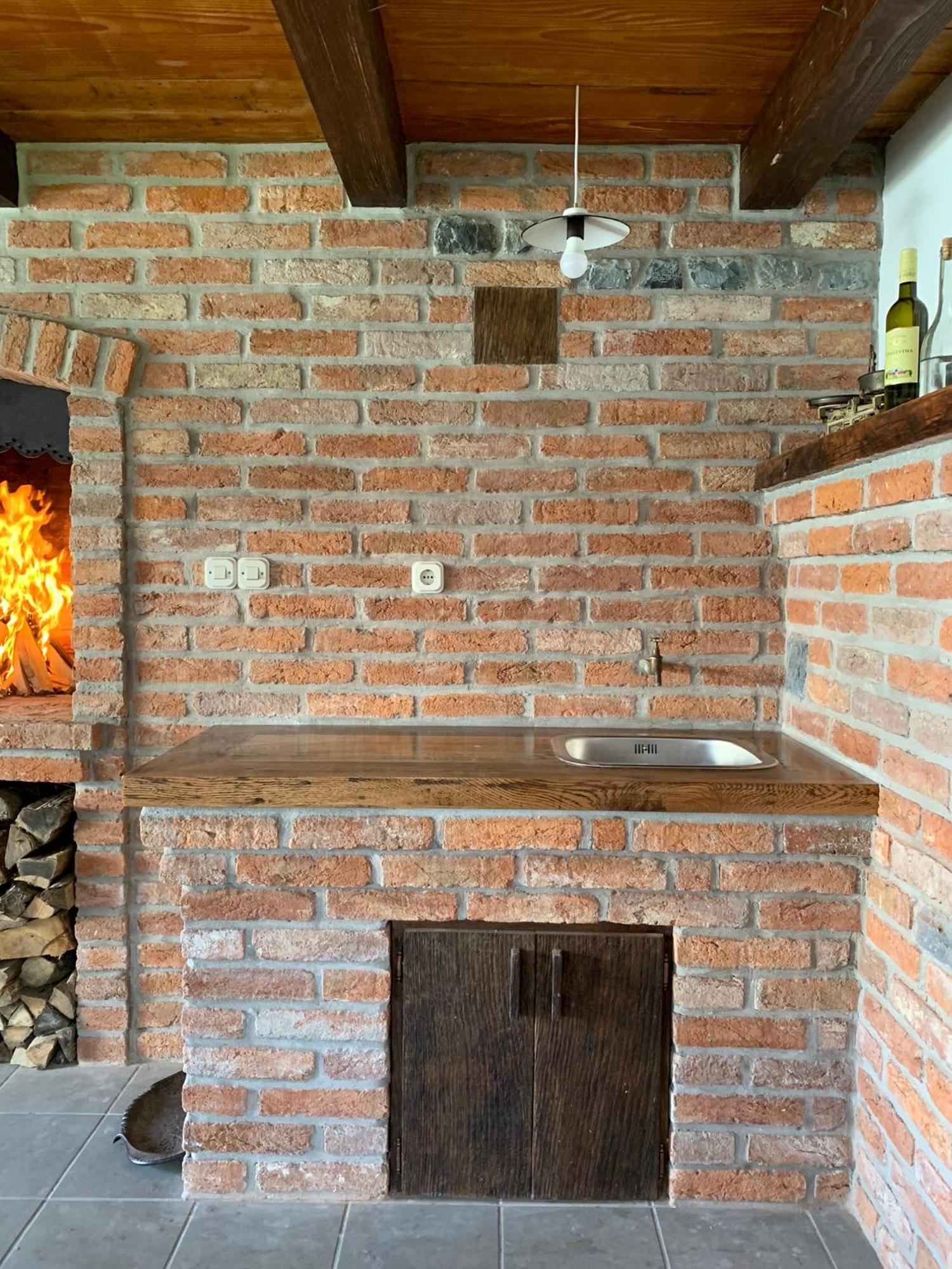 Studio Apartman Lora Lipik Bagian luar foto